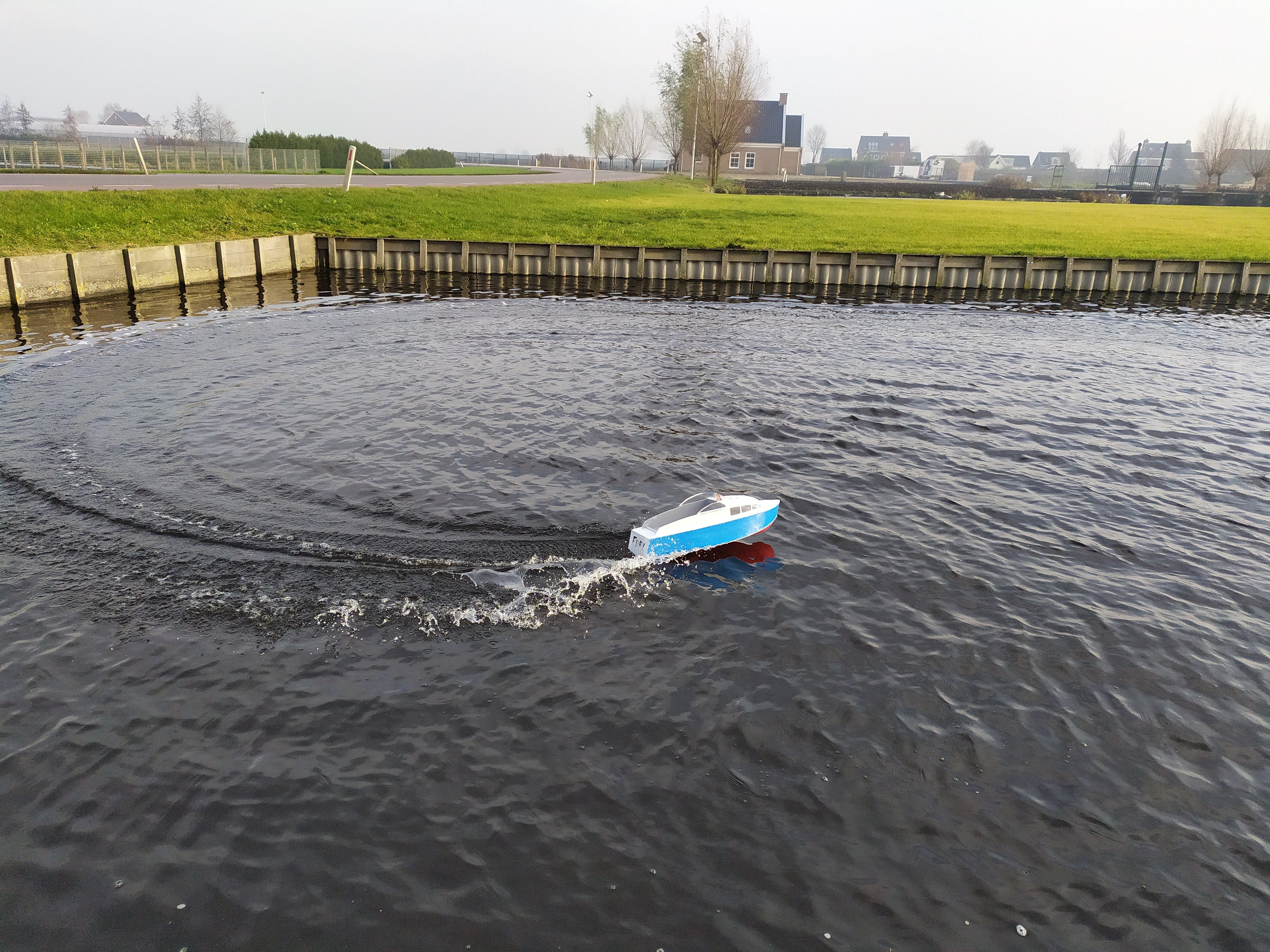 Fury Vintage Boat - RC-builder