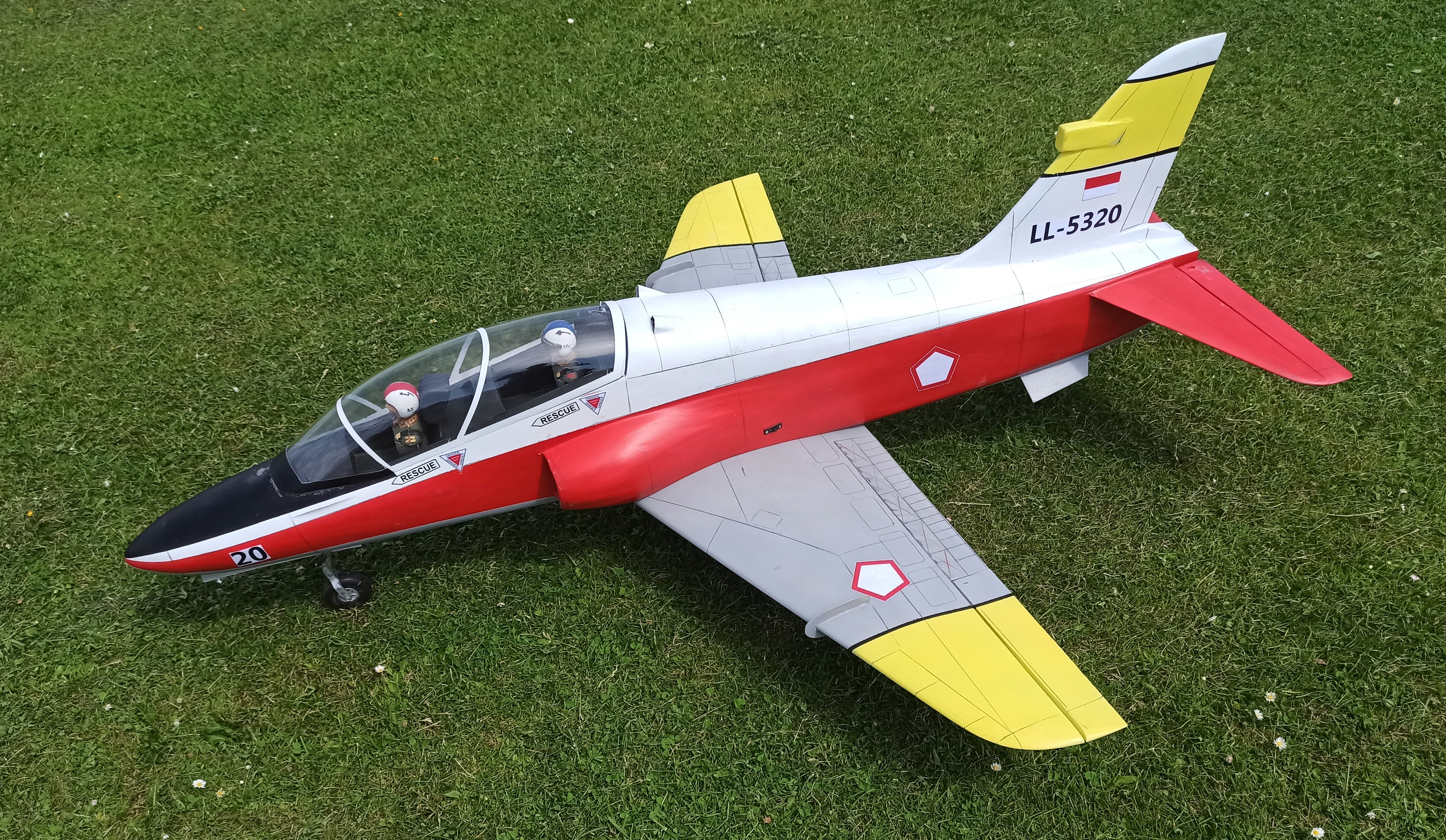 Bae Hawk - RC-builder