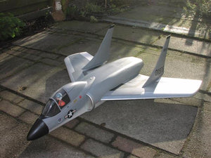 F7u3 "Cutlass" - RC-builder