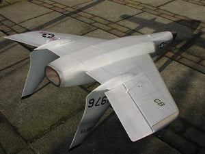 F7u3 "Cutlass" - RC-builder