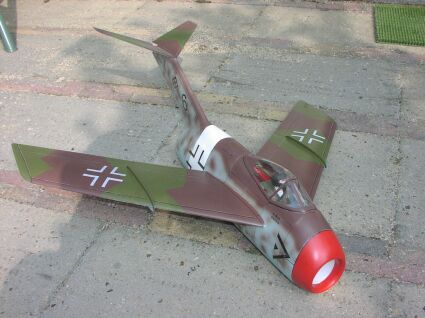 TA183 "Huckebein" - RC-builder